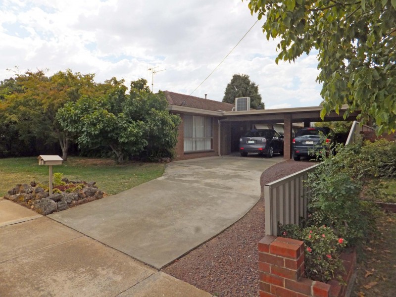 18 Hutson St, Kyabram VIC 3620