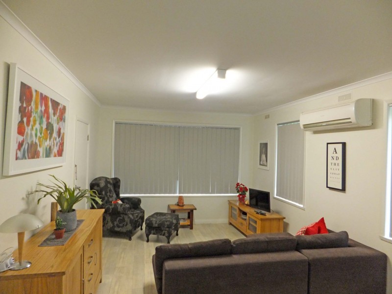 1/245 Fenaughty Street, Kyabram VIC 3620