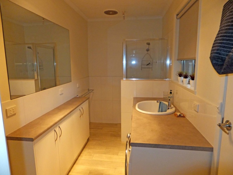 1/245 Fenaughty Street, Kyabram VIC 3620