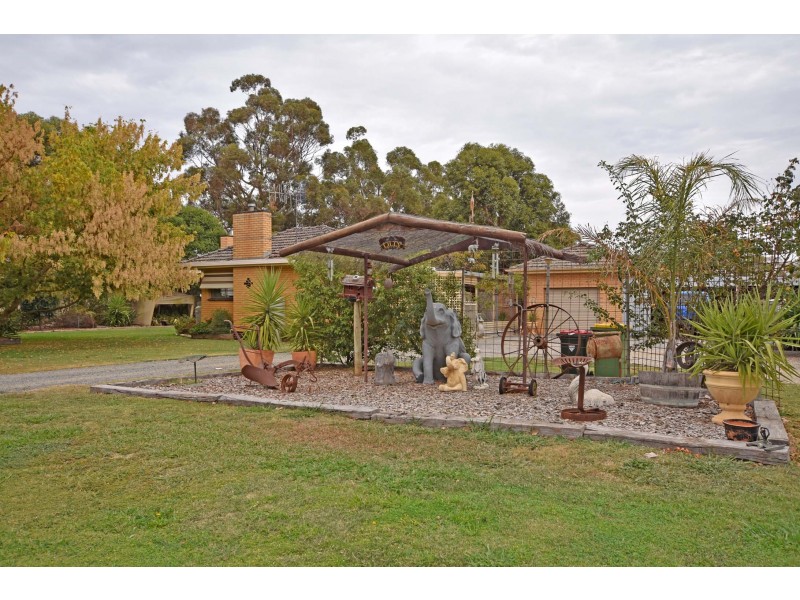 5 Weller Road, Lancaster VIC 3620