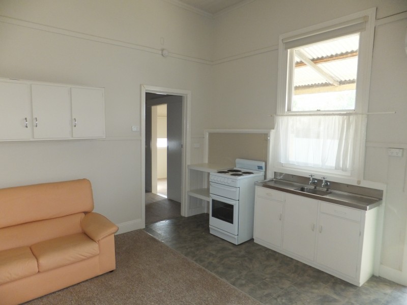 2/2 Crossthwaite St, Kyabram VIC 3620