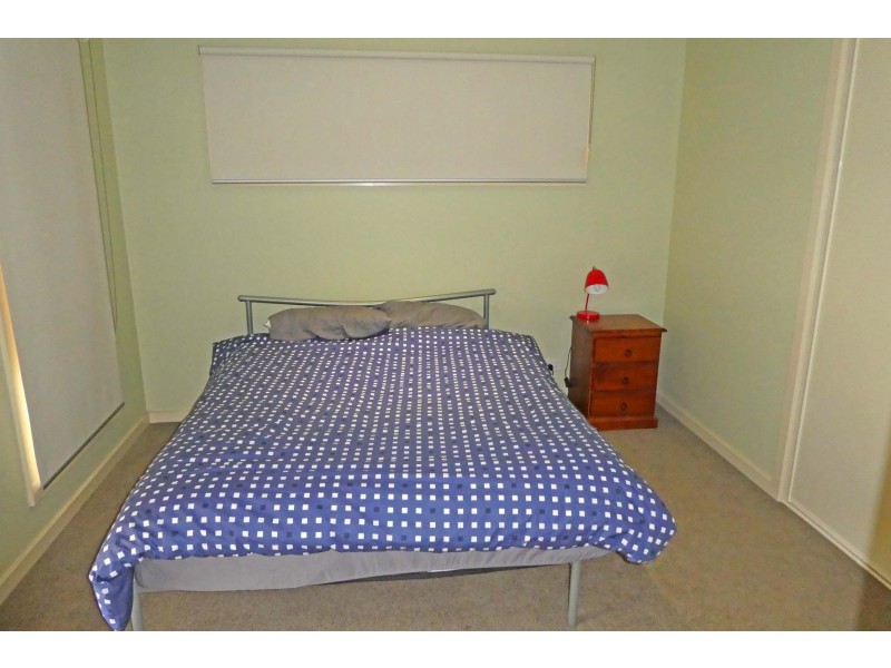 2/9 Hawkins Street, Kyabram VIC 3620