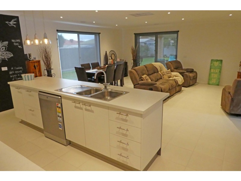 43 Waratah Street, Kyabram VIC 3620