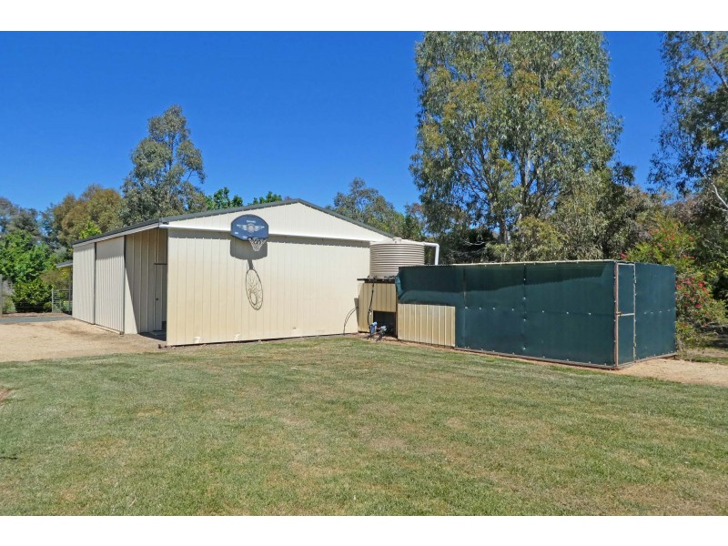 10 Gardadale Drive, Kyabram VIC 3620