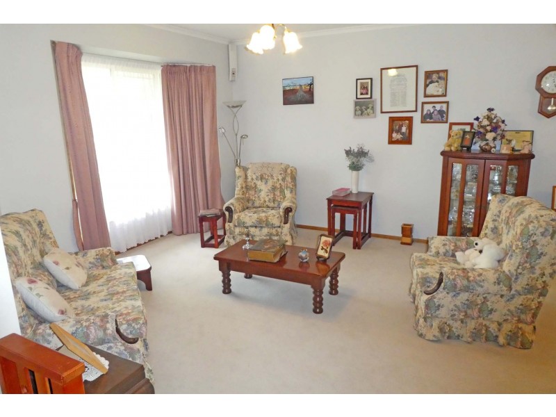 10 Outram Avenue, Kyabram VIC 3620