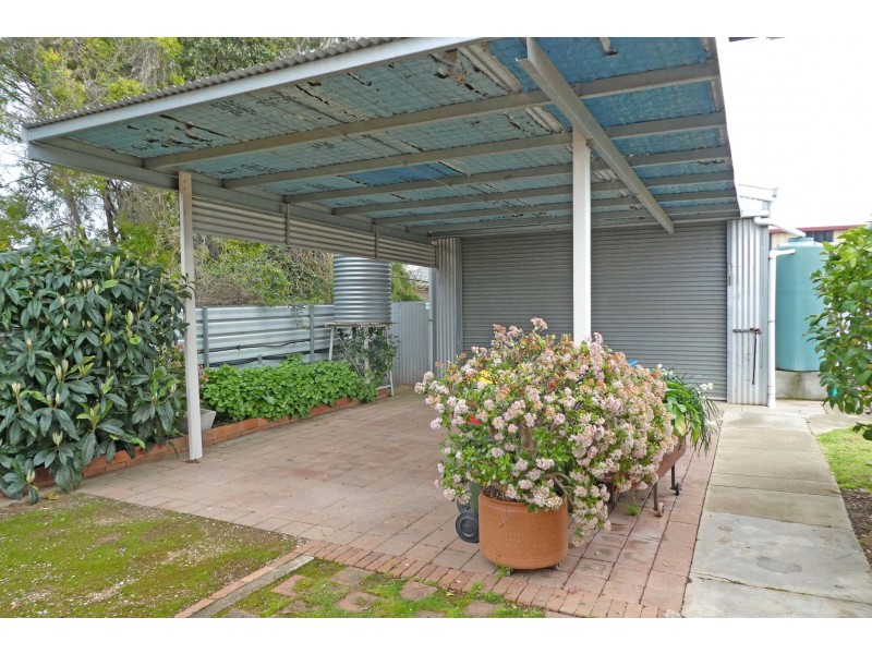 10 Outram Avenue, Kyabram VIC 3620