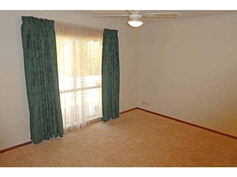 1/152 Fenaughty Street, Kyabram VIC 3620