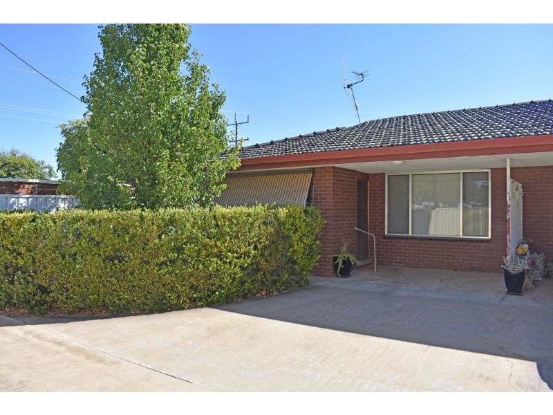 1/245 Fenaughty Street, Kyabram VIC 3620