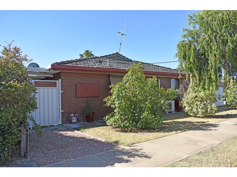 1/245 Fenaughty Street, Kyabram VIC 3620