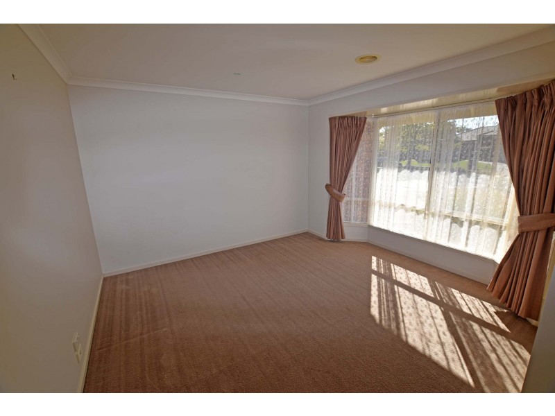 10 Eden Grove, Kyabram VIC 3620