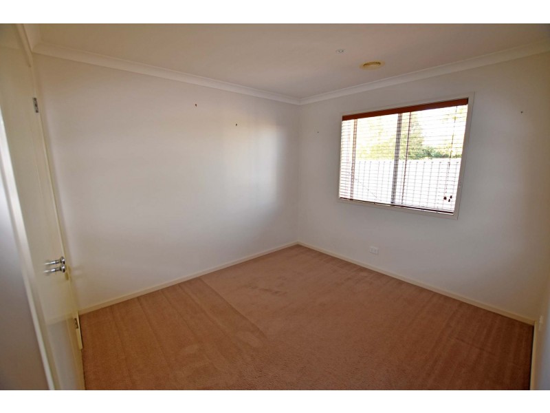 10 Eden Grove, Kyabram VIC 3620