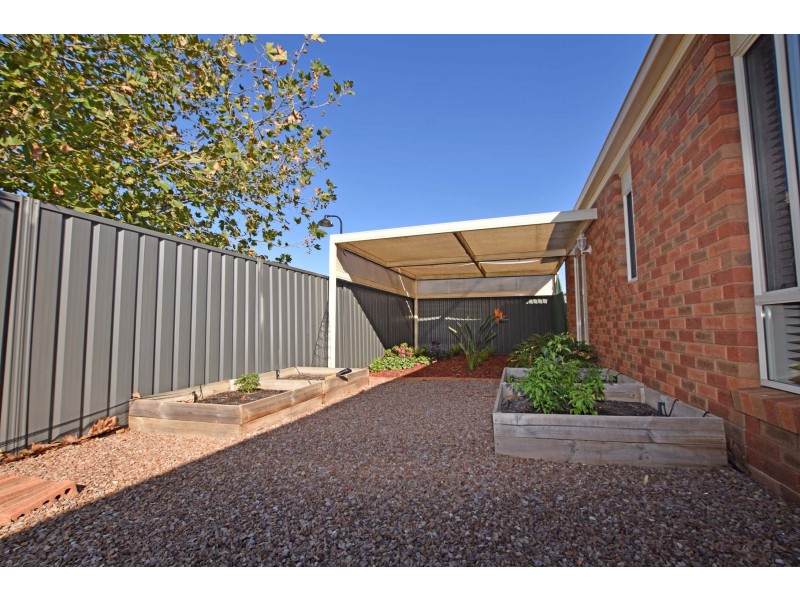 10 Eden Grove, Kyabram VIC 3620