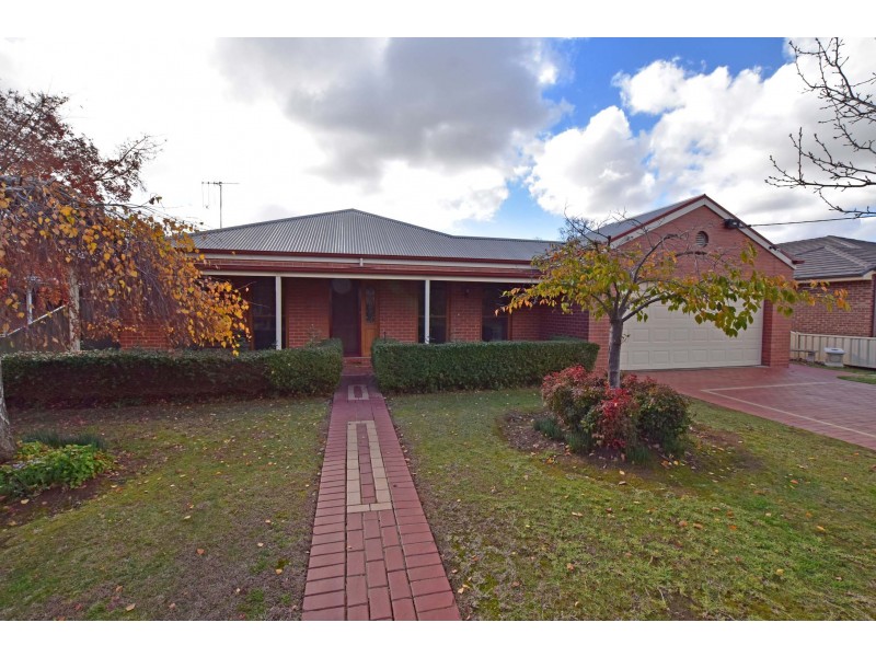 4A Outram Avenue, Kyabram VIC 3620
