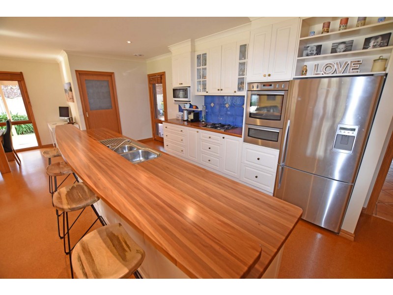 4A Outram Avenue, Kyabram VIC 3620