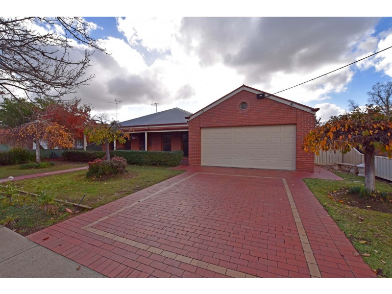4A Outram Avenue, Kyabram VIC 3620
