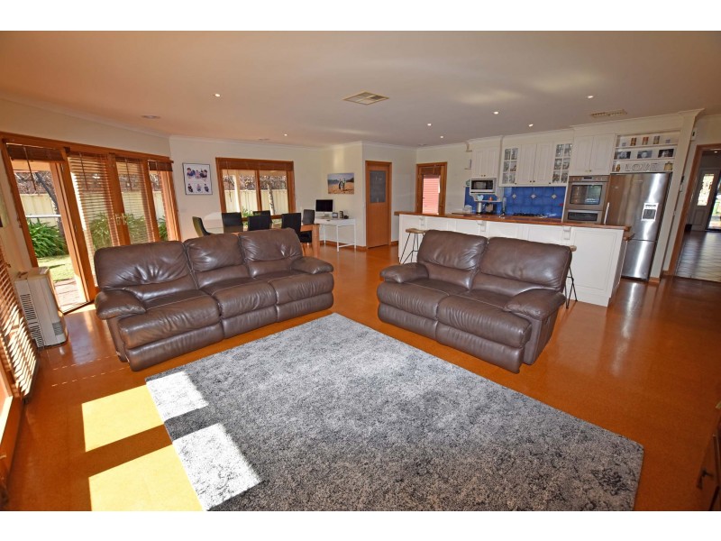 4A Outram Avenue, Kyabram VIC 3620