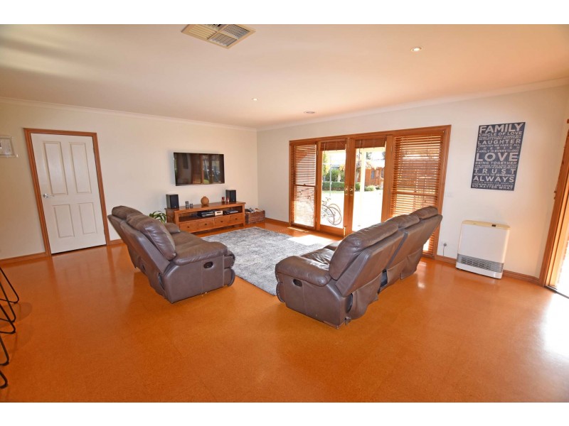 4A Outram Avenue, Kyabram VIC 3620
