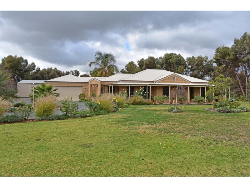 5 Gardadale Drive, Kyabram VIC 3620