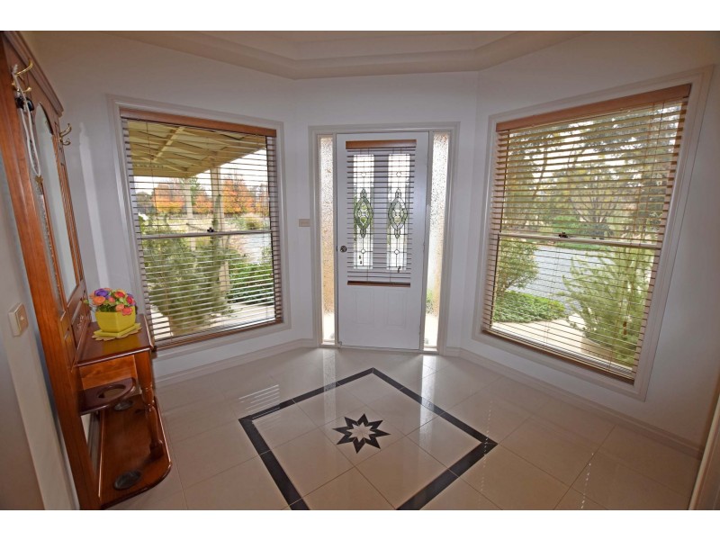 5 Gardadale Drive, Kyabram VIC 3620