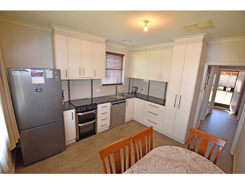 12 Lynton Crescent, Kyabram VIC 3620