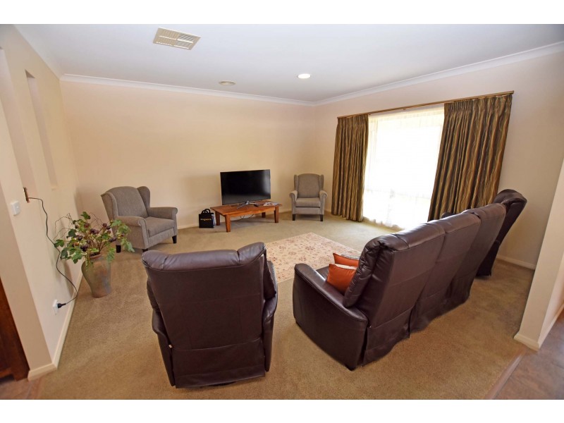 52 Goegan Drive, Kyabram VIC 3620