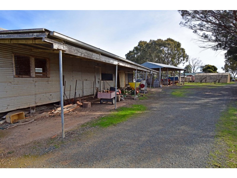 1865 Manley Road, Kyabram VIC 3620