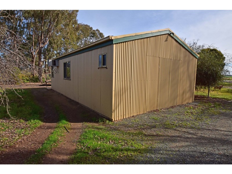 1865 Manley Road, Kyabram VIC 3620