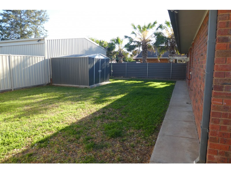 21 Tehan Avenue, Kyabram VIC 3620