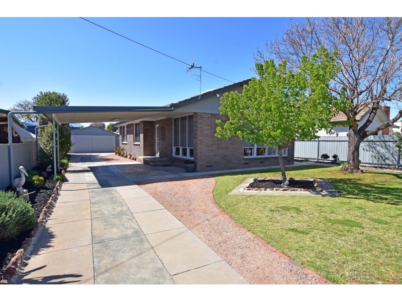 98 Albion Street, Kyabram VIC 3620