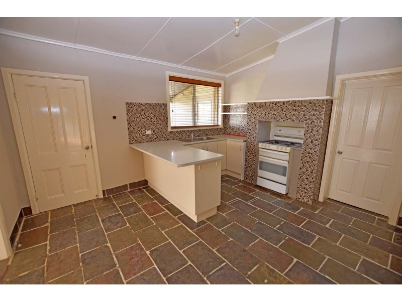 4 Unitt Street, Kyabram VIC 3620