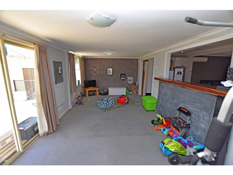 18 Sawers Avenue, Kyabram VIC 3620