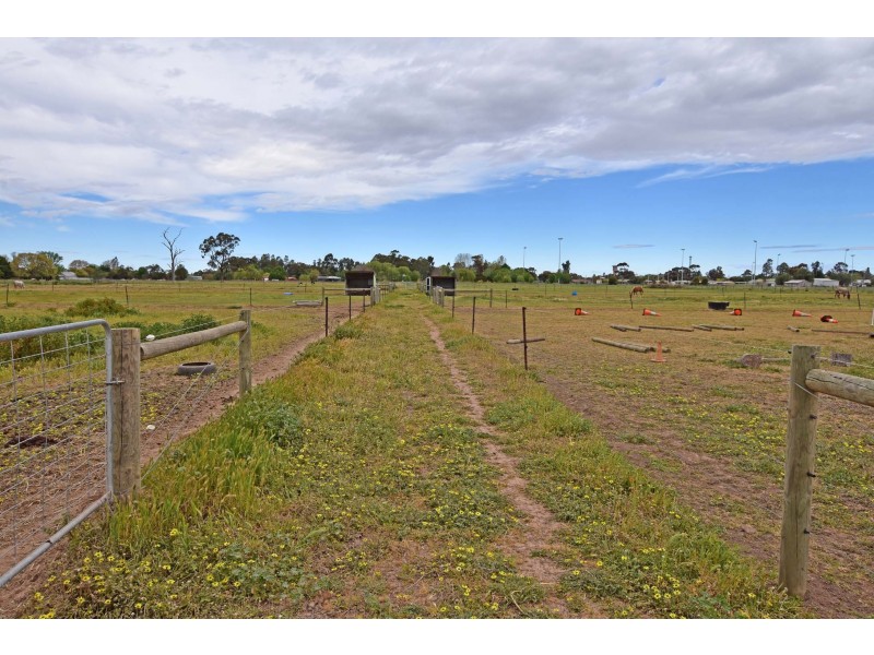713 Graham Road, Kyabram VIC 3620