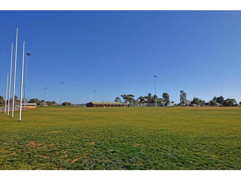 24  Tisdall Road, Kyabram VIC 3620