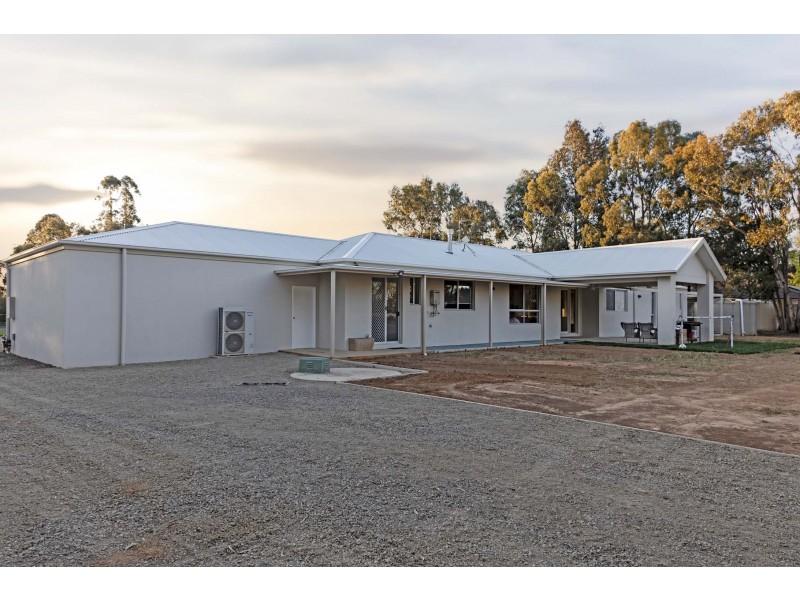21 Amarco Lane, Kyabram VIC 3620