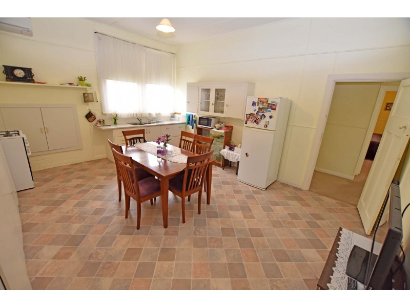 74 Fenaughty Street, Kyabram VIC 3620