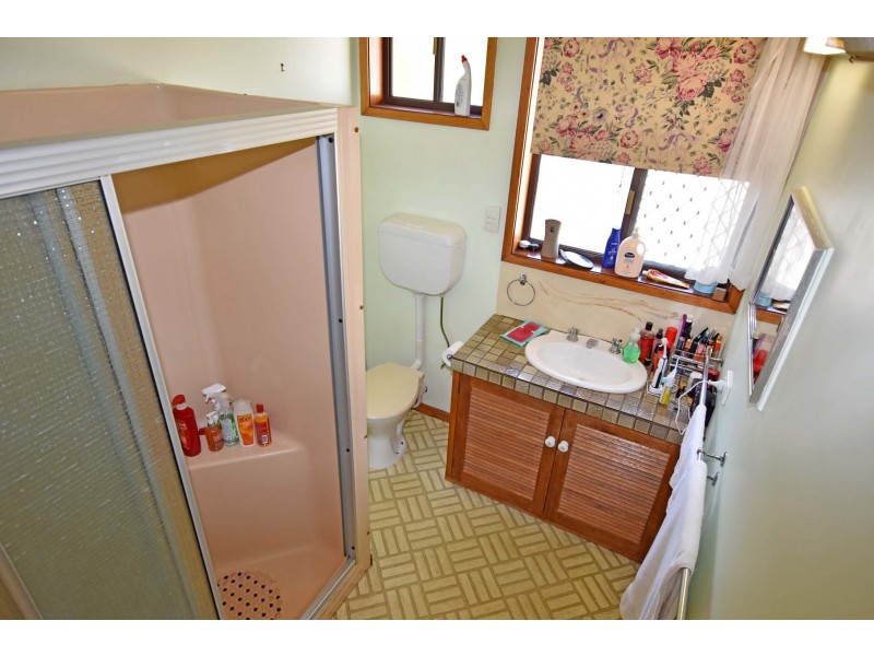 2/2 Gillespie Street, Kyabram VIC 3620