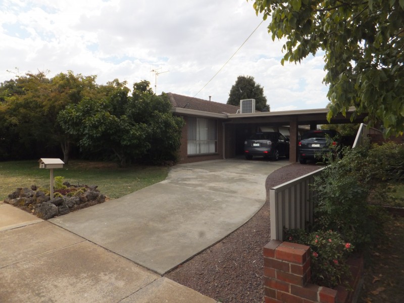 18 Hutson Street, Kyabram VIC 3620