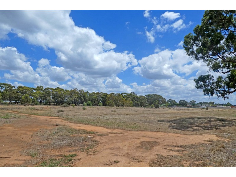 B Fenaughty Street, Kyabram VIC 3620