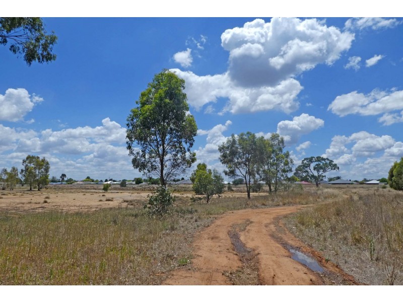 B Fenaughty Street, Kyabram VIC 3620