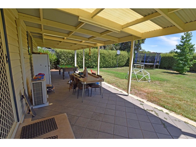 9 Underwood Grove, Kyabram VIC 3620