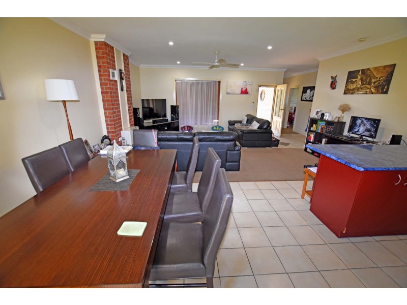 9 Underwood Grove, Kyabram VIC 3620