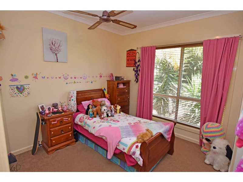 9 Underwood Grove, Kyabram VIC 3620