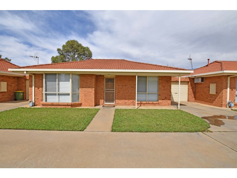 2/10 Munro Crescent, Kyabram VIC 3620
