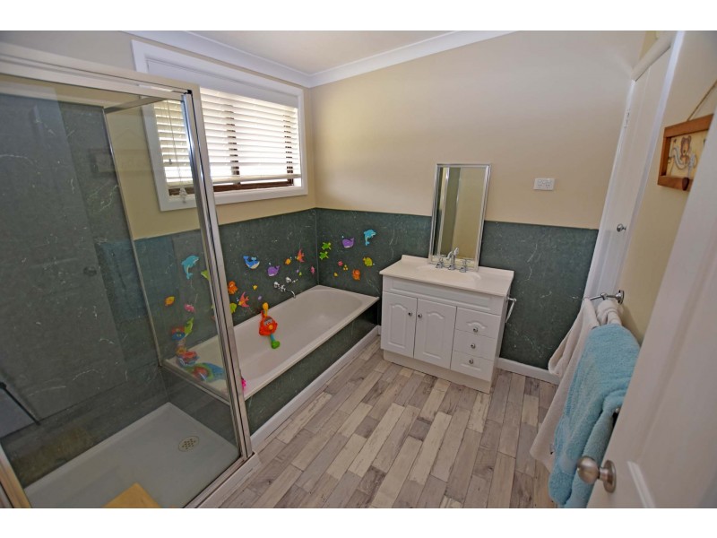 14 Weller Road, Lancaster VIC 3620