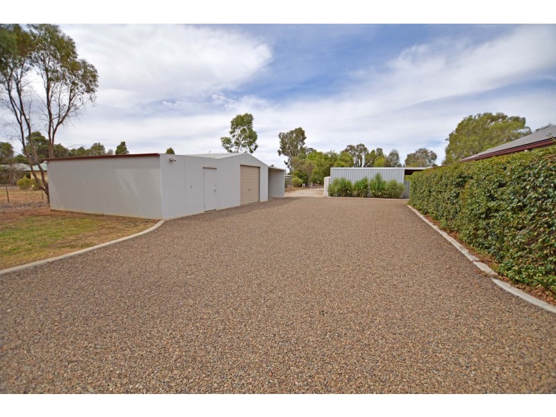 14 Weller Road, Lancaster VIC 3620