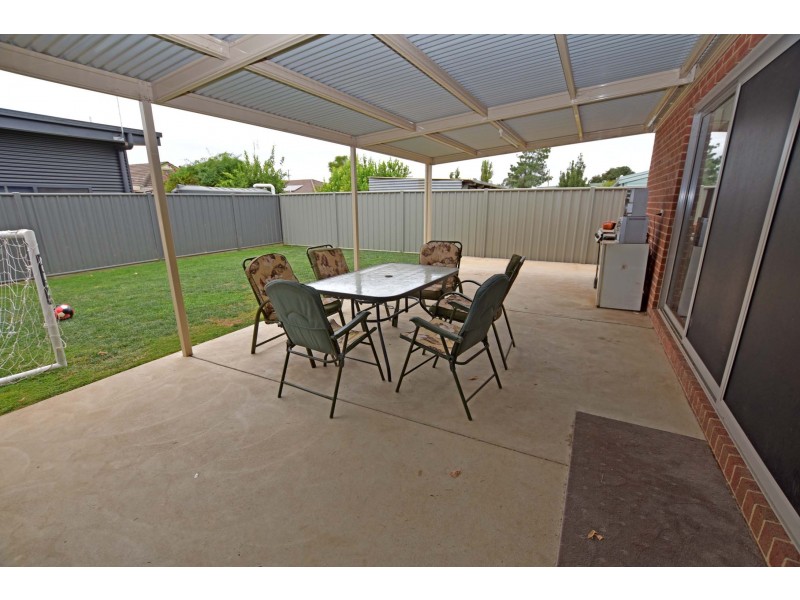 14 Rodney Street, Kyabram VIC 3620