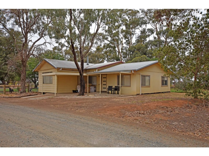 1151 McKenzie Road, Echuca VIC 3564