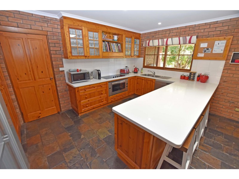 17 Tweddle Street, Kyabram VIC 3620