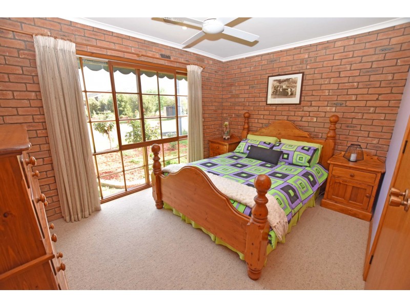 17 Tweddle Street, Kyabram VIC 3620