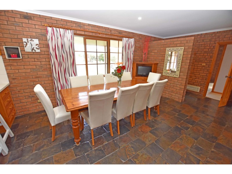 17 Tweddle Street, Kyabram VIC 3620